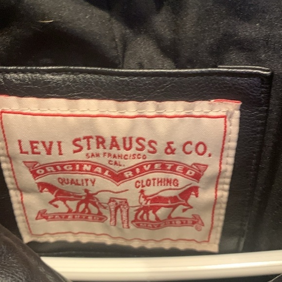 Jacket - Picture 3 of 6